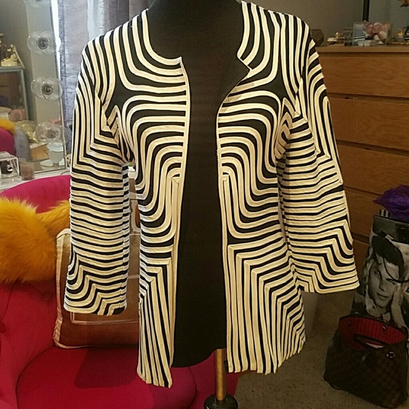 tw designs Jackets & Blazers - Textured blazer. Can be worn as cape